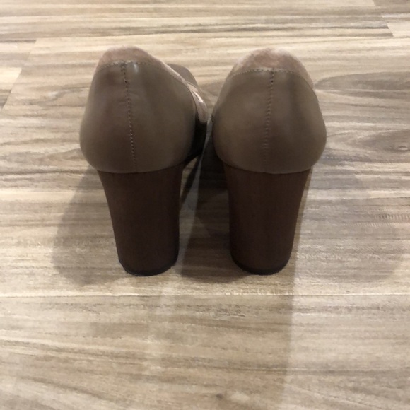 Banana Republic Heels size 8 - Picture 5 of 10